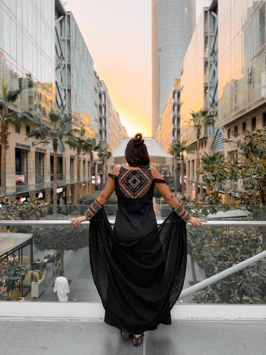 PALESTINIAN EMBROIDERY DRESS - BLACK