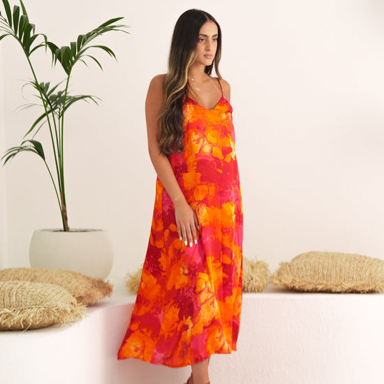 BYSARAD | FLOWY MAXI DRESS - RED